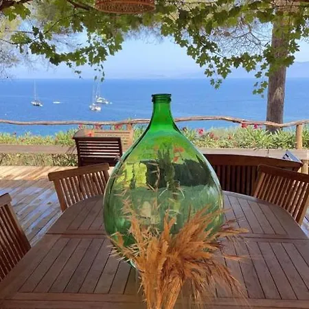 Villa Terra Casanova Pieds Dans L'eau A 20 Mn D Ajaccio *