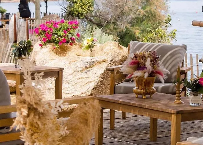 Terra Casanova Pieds Dans L'eau A 20 Mn D Ajaccio